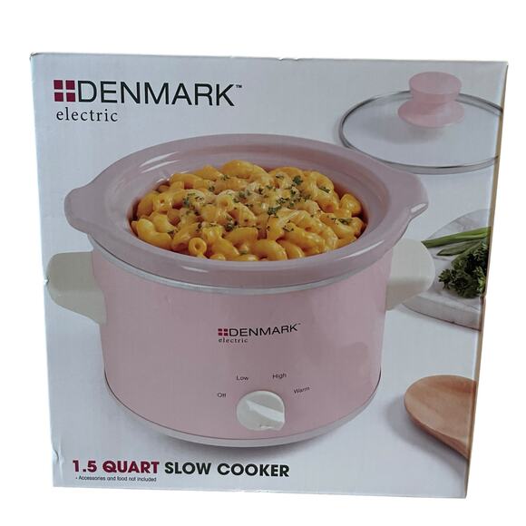 Denmark Pastel Pink Electric 1.5 Quart Slow Cooker with Non-Stick Inner Pot NEW - Picture 1 of 15